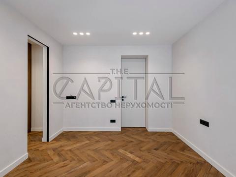 будинок за адресою Плютовська вул., 1