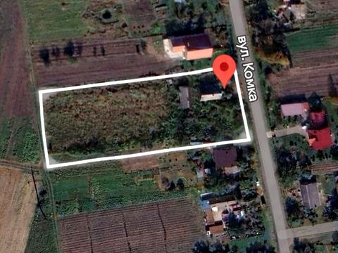 ділянка за адресою с. Сирники, Комка