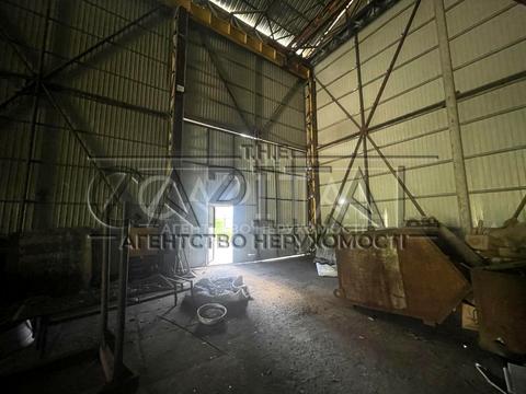 коммерческая по адресу вул. Посольська, 1