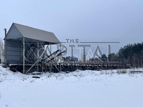 коммерческая по адресу вул. Космонавтів, 1
