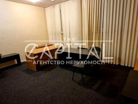 комерційна за адресою Київ, Володимира Сікевича вул., 16