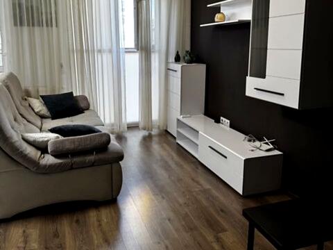 квартира за адресою Сім'ї Кульженків вул. (Петра Дегтяренка), 37
