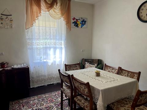 будинок за адресою Центральна