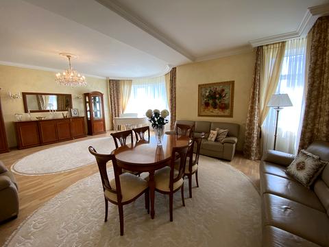 квартира за адресою Старонаводницька вул., 13-А