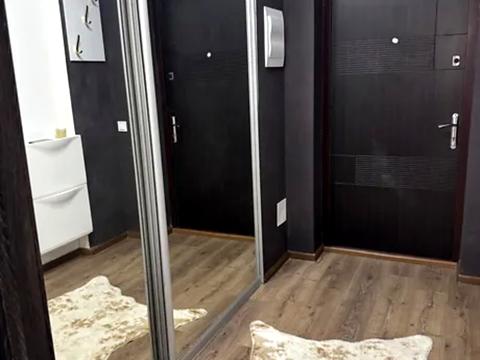 квартира за адресою Сім'ї Кульженків вул. (Петра Дегтяренка), 33