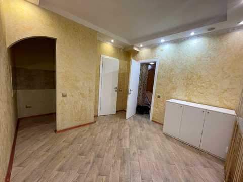 комерційна за адресою Київ, Шовкуненка вул., 4