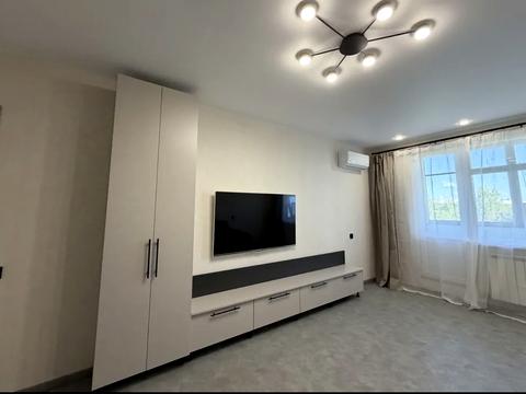 квартира по адресу Гвардейцев-Широнинцев ул., 5