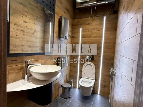 коммерческая по адресу Кловский спуск, 7a