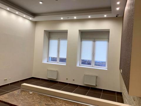 коммерческая по адресу Миколи Грінченка ул., 4в