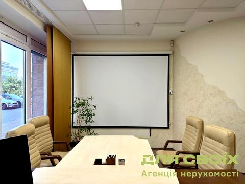 коммерческая по адресу Владимира Ивасюка просп. (Героїв Сталінграду), 6-Б