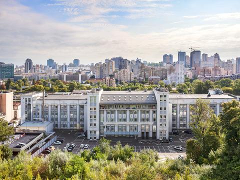 коммерческая по адресу Миколи Грінченка ул., 4в