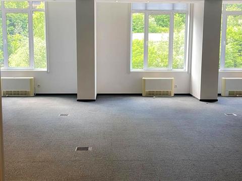 коммерческая по адресу Миколи Грінченка ул., 4в
