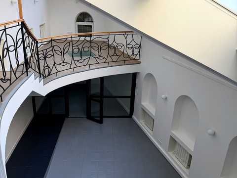 комерційна за адресою Ігорівська вул., 1/8