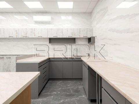 коммерческая по адресу Леси Украинки бульв., 7-В