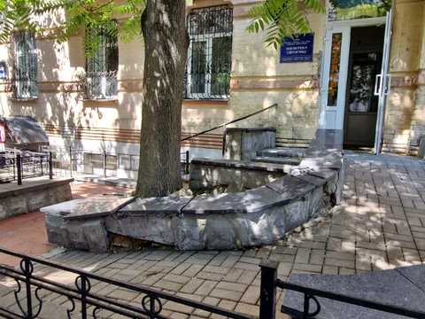 комерційна за адресою Архітектора Городецького вул., 12/3