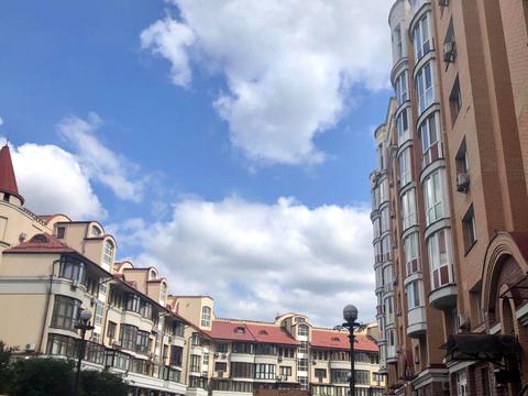 коммерческая по адресу Владимира Ивасюка просп. (Героїв Сталінграду), 4