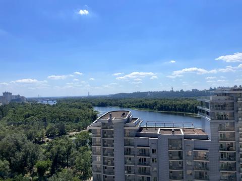 квартира по адресу Раисы Окипной ул., 10-А