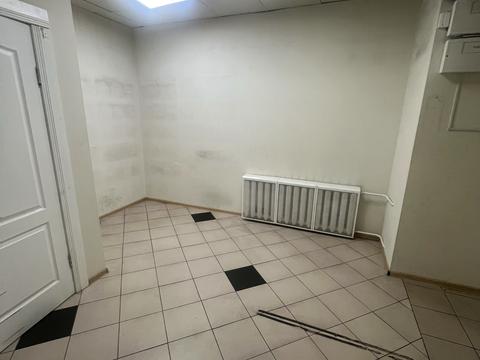 коммерческая по адресу Незалежності бульв. (50 років Жовтня), 17
