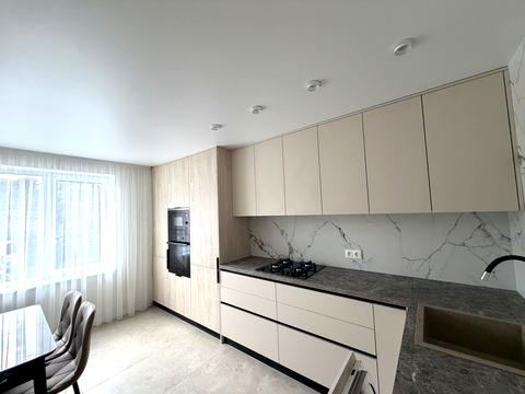 квартира за адресою Білогірська вул., 12