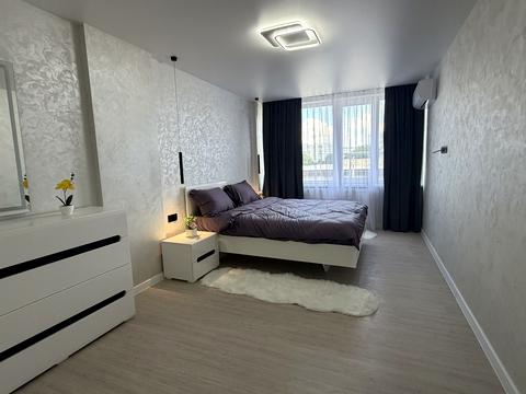 квартира за адресою Білогірська вул., 12