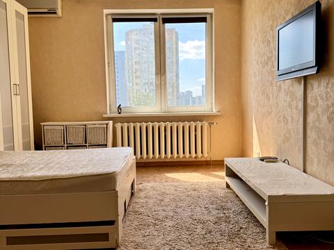 квартира за адресою Феодосійський пров., 14