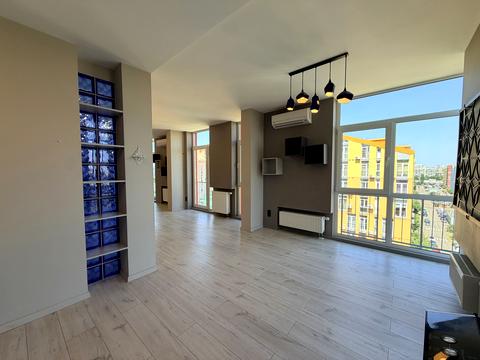 квартира за адресою Регенераторна вул., 4 к14