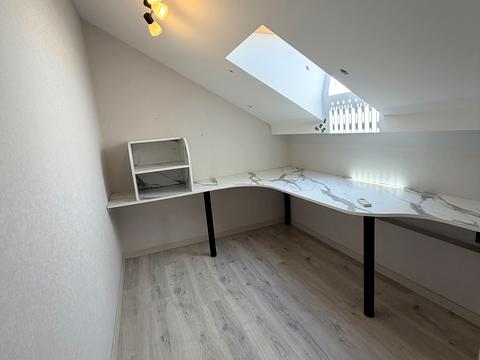 квартира за адресою Регенераторна вул., 4 к14