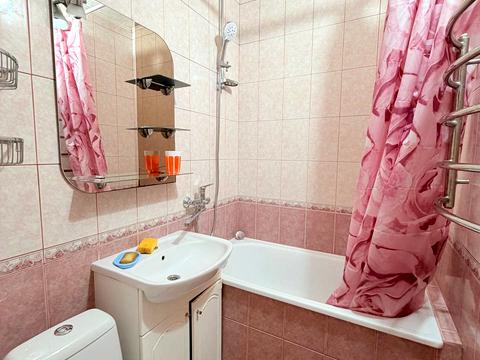 квартира за адресою Григорія Кочура вул. (Олександра Пироговського), 4