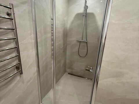 квартира за адресою Космічна вул., 5