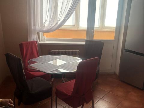 квартира за адресою Анни Ахматової вул., 50