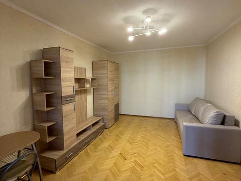 квартира за адресою Миколи Лаврухіна вул., 7