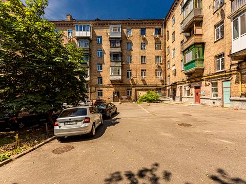 квартира за адресою Київ, Андрія Верхогляда вул. (Михайла Драгомирова), 10/10
