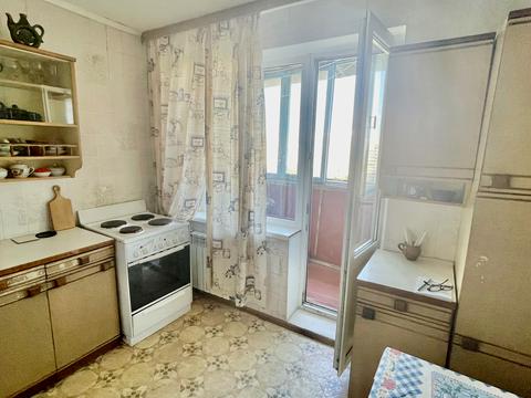 квартира за адресою Академіка Глушкова просп., 34