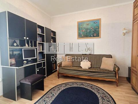 будинок за адресою Гідності вул. (Жертв Революції), 32-а