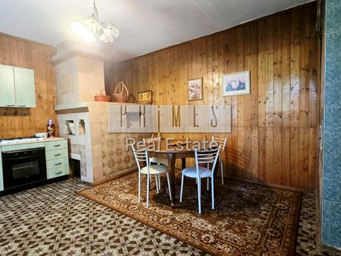 будинок за адресою Гідності вул. (Жертв Революції), 32-а