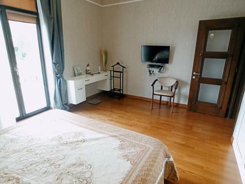 будинок за адресою Лугова