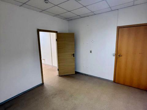 комерційна за адресою Джерельна вул., 38