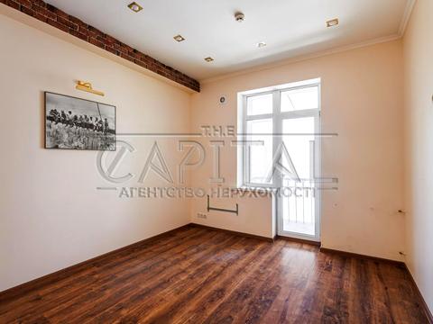 комерційна за адресою Оболонська вул., 21