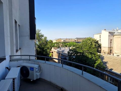 комерційна за адресою Віталія Боровика вул. (Юрія Олеші), 6
