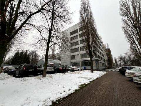 комерційна за адресою Київ, Дегтярівська вул., 52