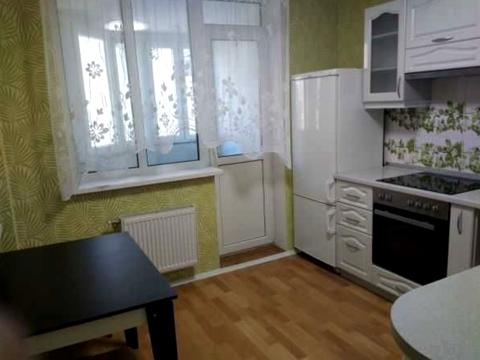 квартира по адресу Червоной Калины просп. (Владимира Маяковского), 70