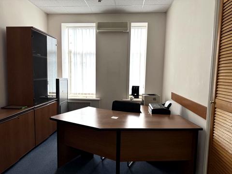 коммерческая по адресу Ивана Франко ул., 6