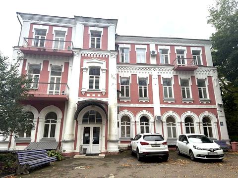 комерційна за адресою Івана Франка вул., 6