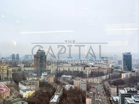 комерційна за адресою Кловський узвіз, 7