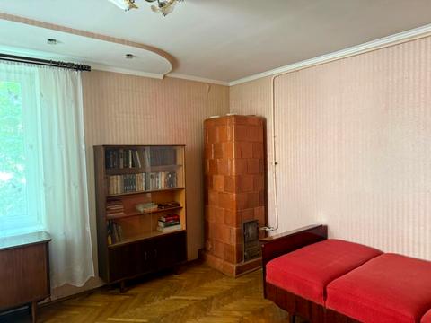 квартира за адресою Братів Дужих вул. (Володимира Комарова), 37