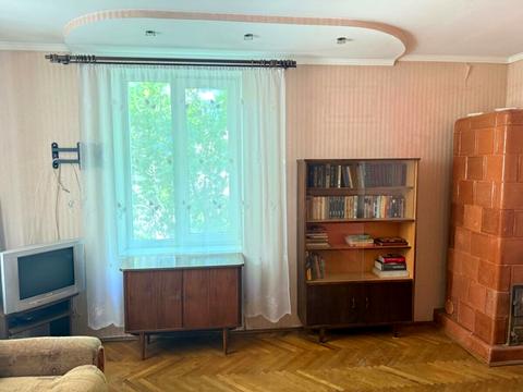 квартира за адресою Братів Дужих вул. (Володимира Комарова), 37