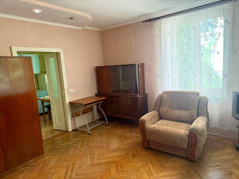 квартира за адресою Братів Дужих вул. (Володимира Комарова), 37