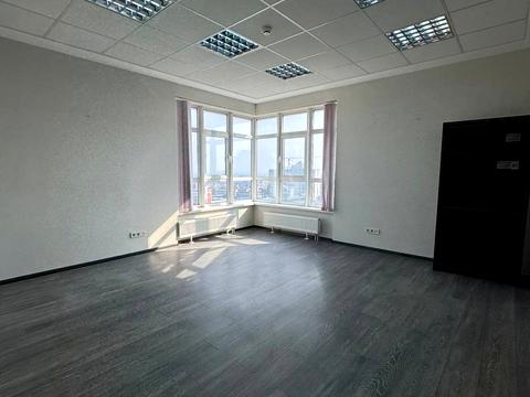 комерційна за адресою Кловський узвіз, 7a