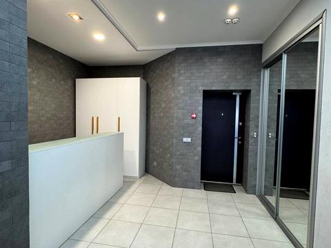 комерційна за адресою Кловський узвіз, 7a