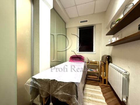 комерційна за адресою Богдана Хмельницького вул., 59-В